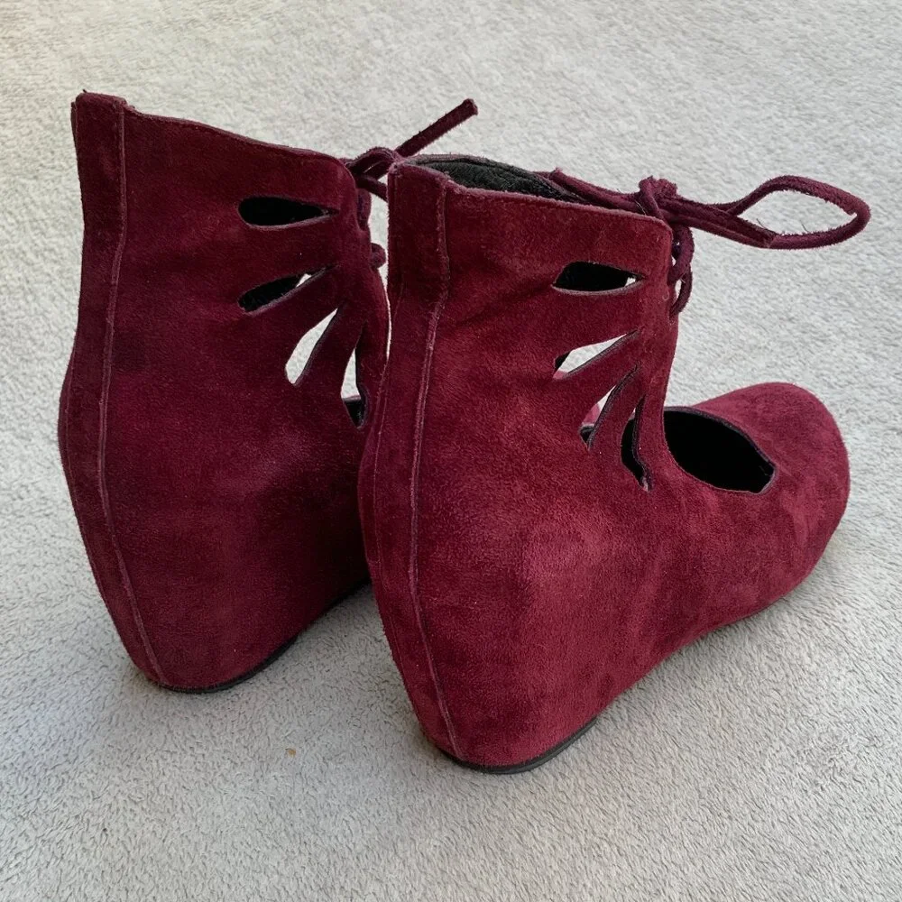 Jeffrey Campbell Pavilion Genuine Suede Hidden Wedges Sz8